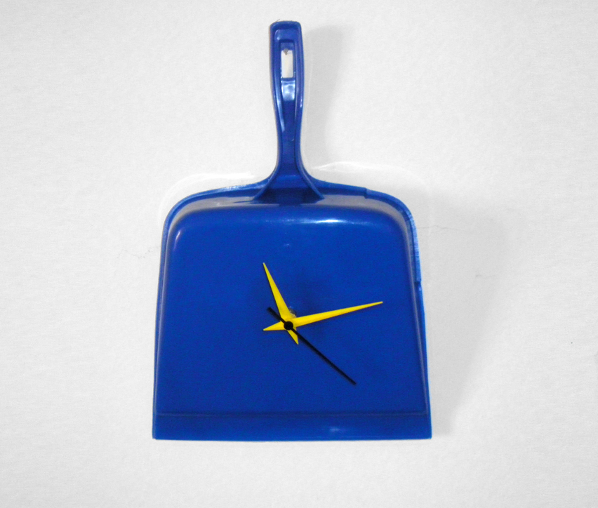 wall clock diy, wall clock, strange wall clocks, blue wall clock, diy clock, wall clock project, wall clock ideas