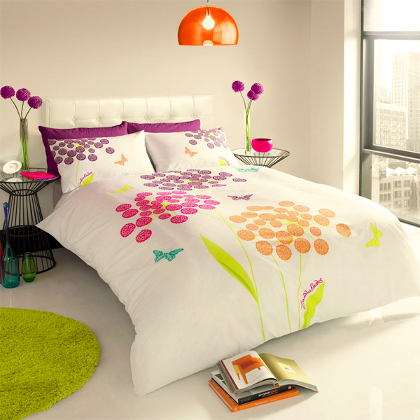 Zandra Rhodes bedlinen, flowers, floral, pattern, bedlinen, bedding, sheets